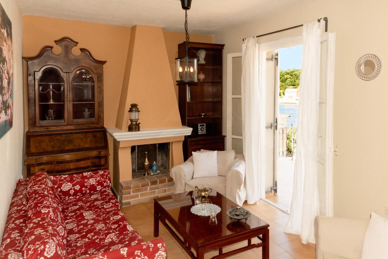 Captain'S Quarters At Fiscardo Waterfront-Feel The Breeze Fiskardo Exterior photo